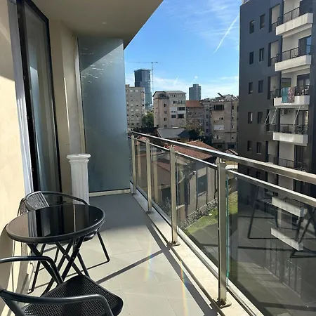 M's Apartment-cozy Getaway In The Heart Of The 公寓 *