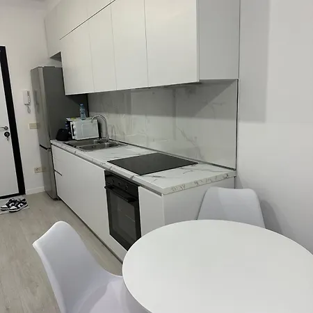 M's Apartment-cozy Getaway In The Heart Of The Apartment Tirana
