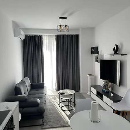 Lejlighed M's Apartment-cozy Getaway In The Heart Of The Tirana